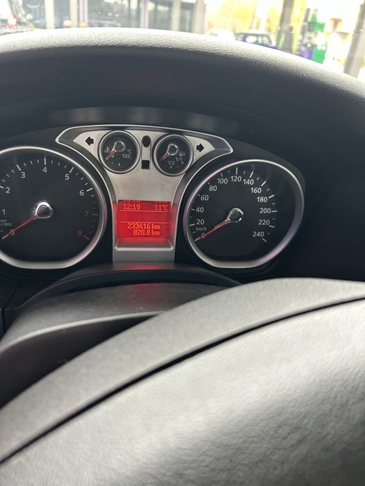 Ford Focus 2 2008 1.6 бензин