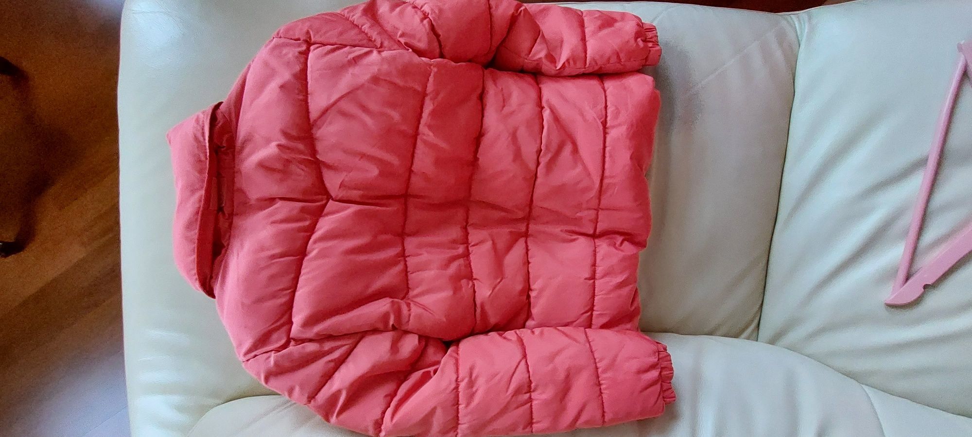 Продам куртку Манго 9-10 л.