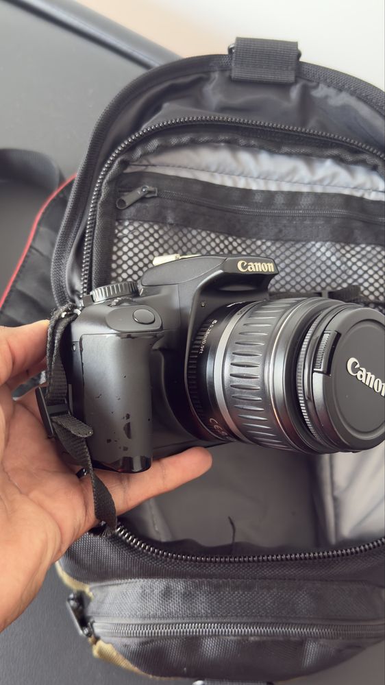 Camera Canon 1000D