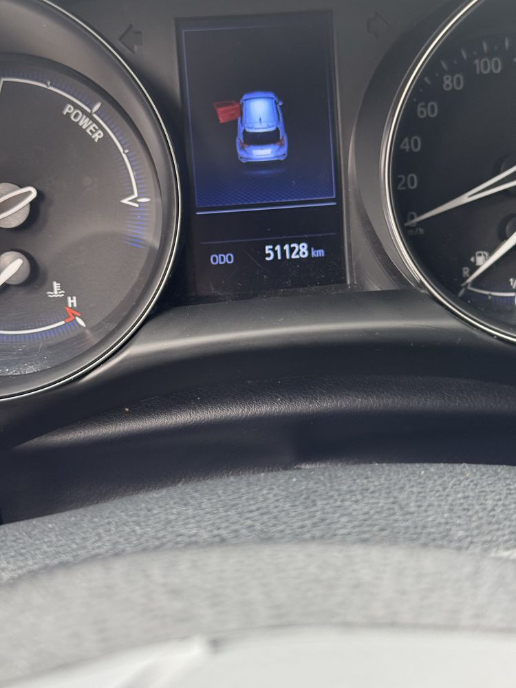 Toyota CH-R Hybrid