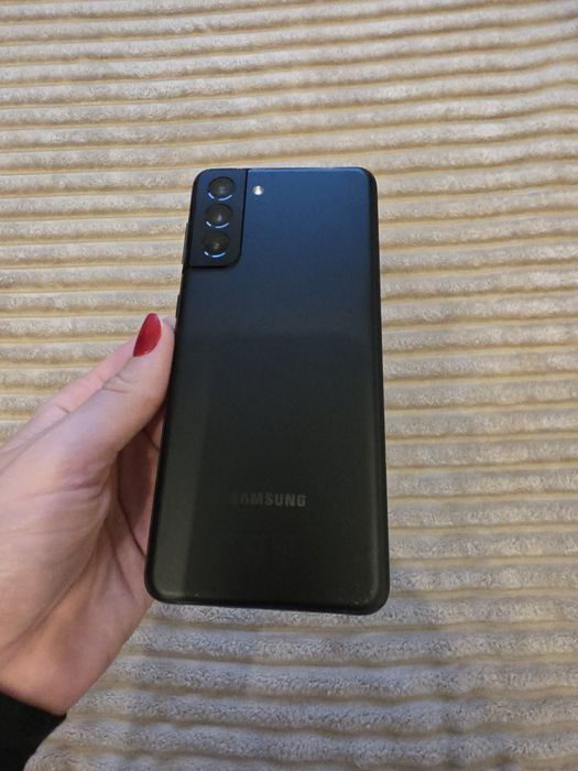 Samsung Galaxy S 21 plus