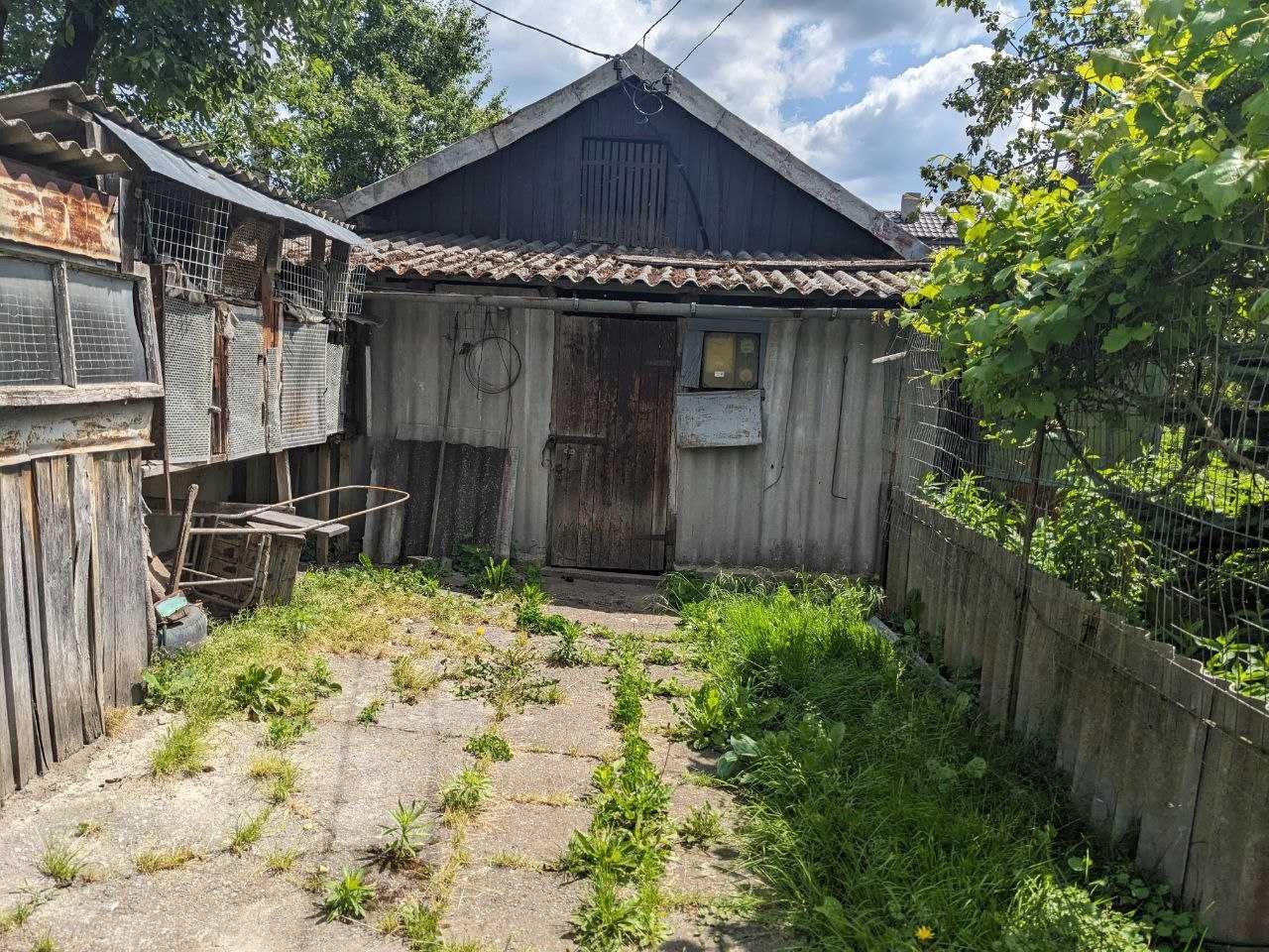 Продається будинок у м.Рогатин на вул. П.Могили,  у 2хв. від центру
