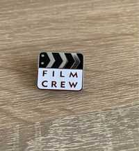 Значок пин «FILM CREW”