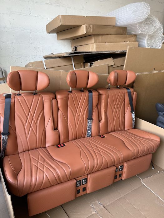 Диван реклайнер в мікроавтобус Sprinter Crafter Master сидіння vip