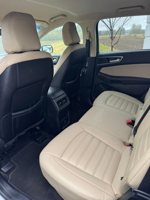 2020 Ford Edge SEL,