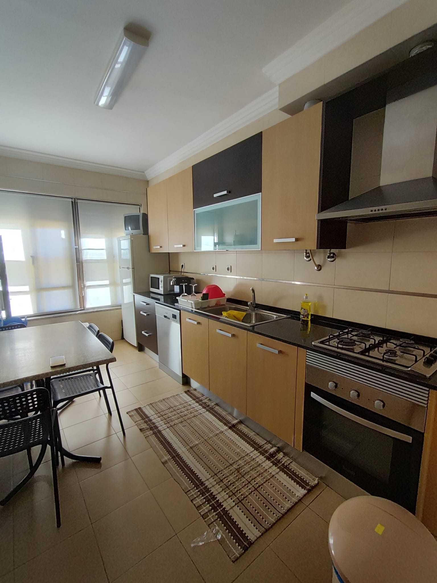 Quarto no centro da Moita