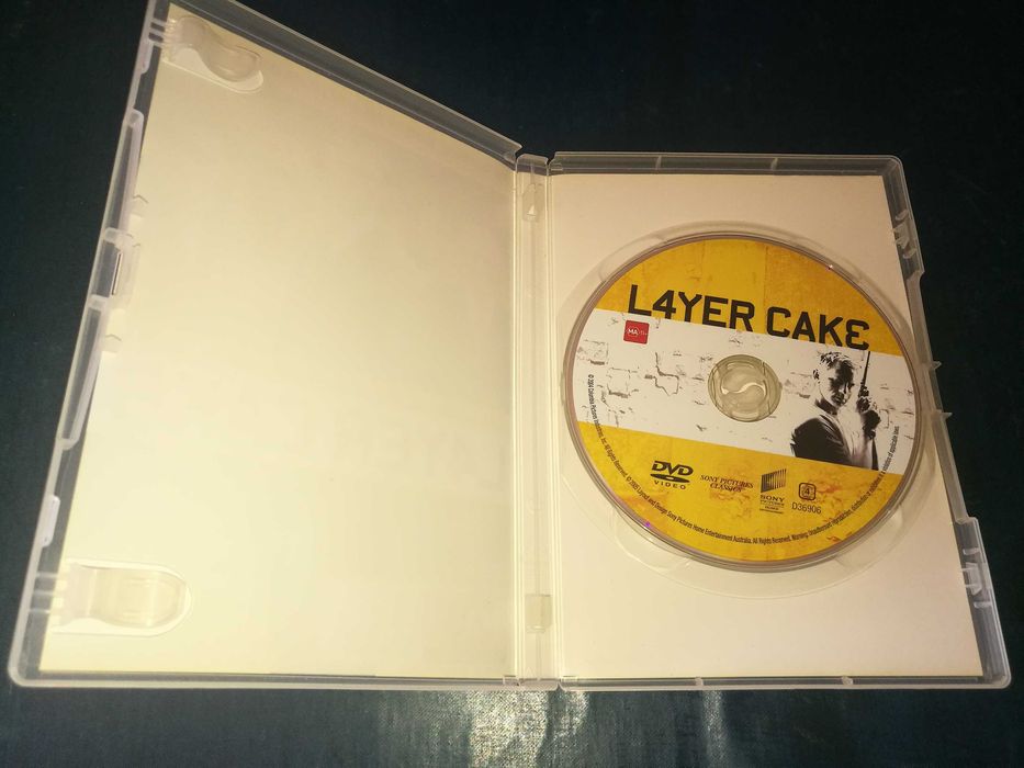 LAYER CAKE DVD (legendagem Inglês)