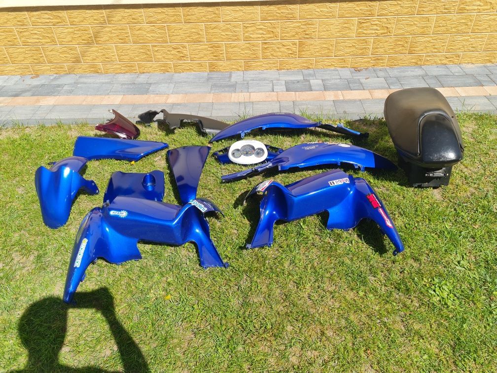 Yamaha maxter części Plastiki,Silnik