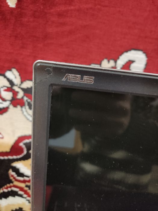 Ноутбук ASUS  W7J