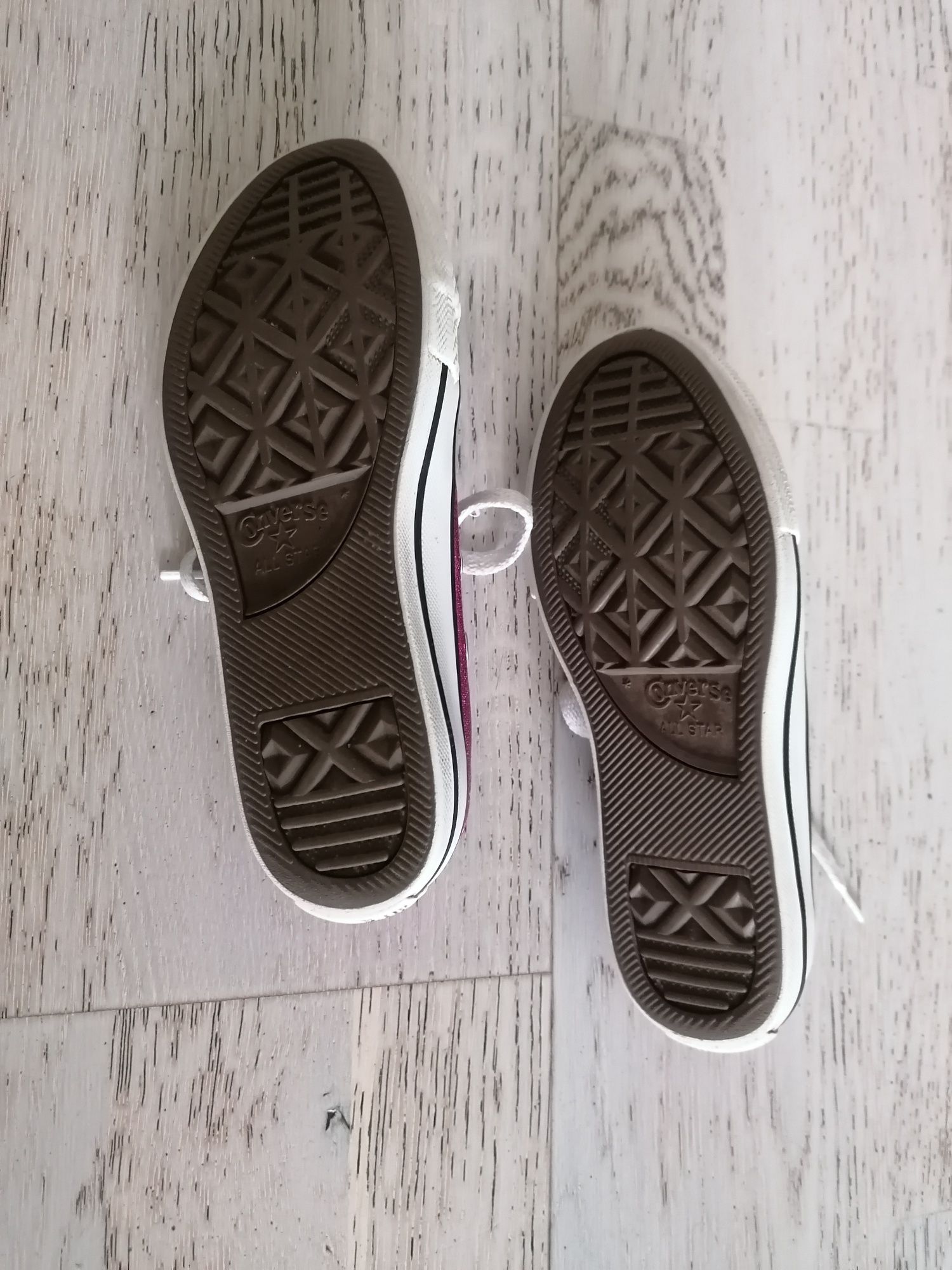 Trampki marki Converse rozm. 31,5