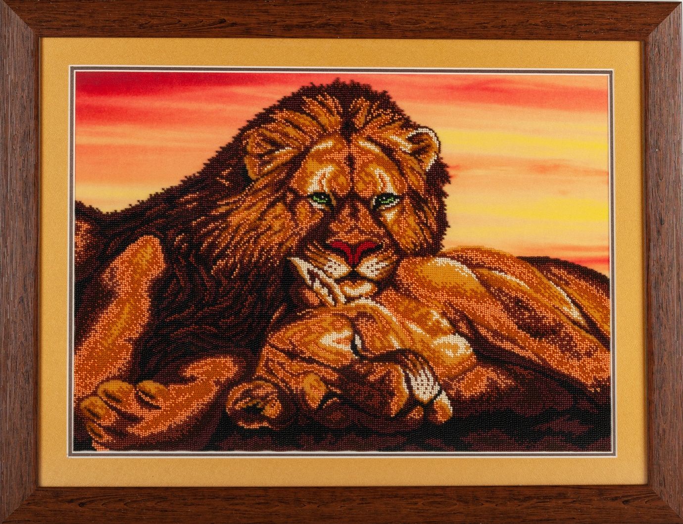 Картина "Львы"  бисером