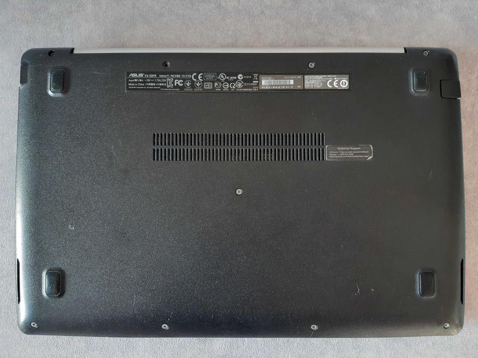 ASUS X201E – Intel Celeron 847, 4 GB RAM, SSD 240 GB – lekki laptop!