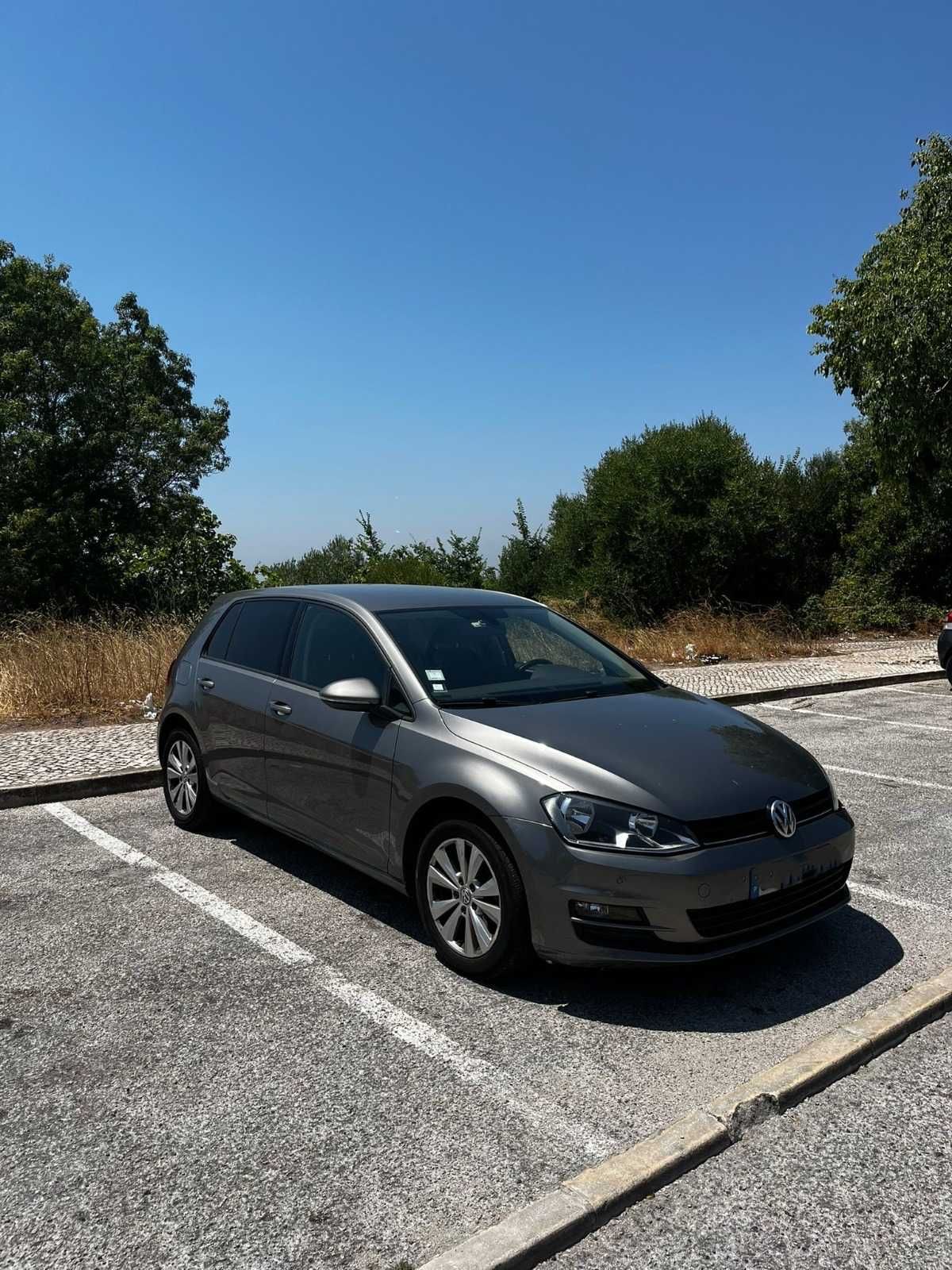 VW Golf 1.6 TDi GPS Edition Cinzento - Óptimo estado