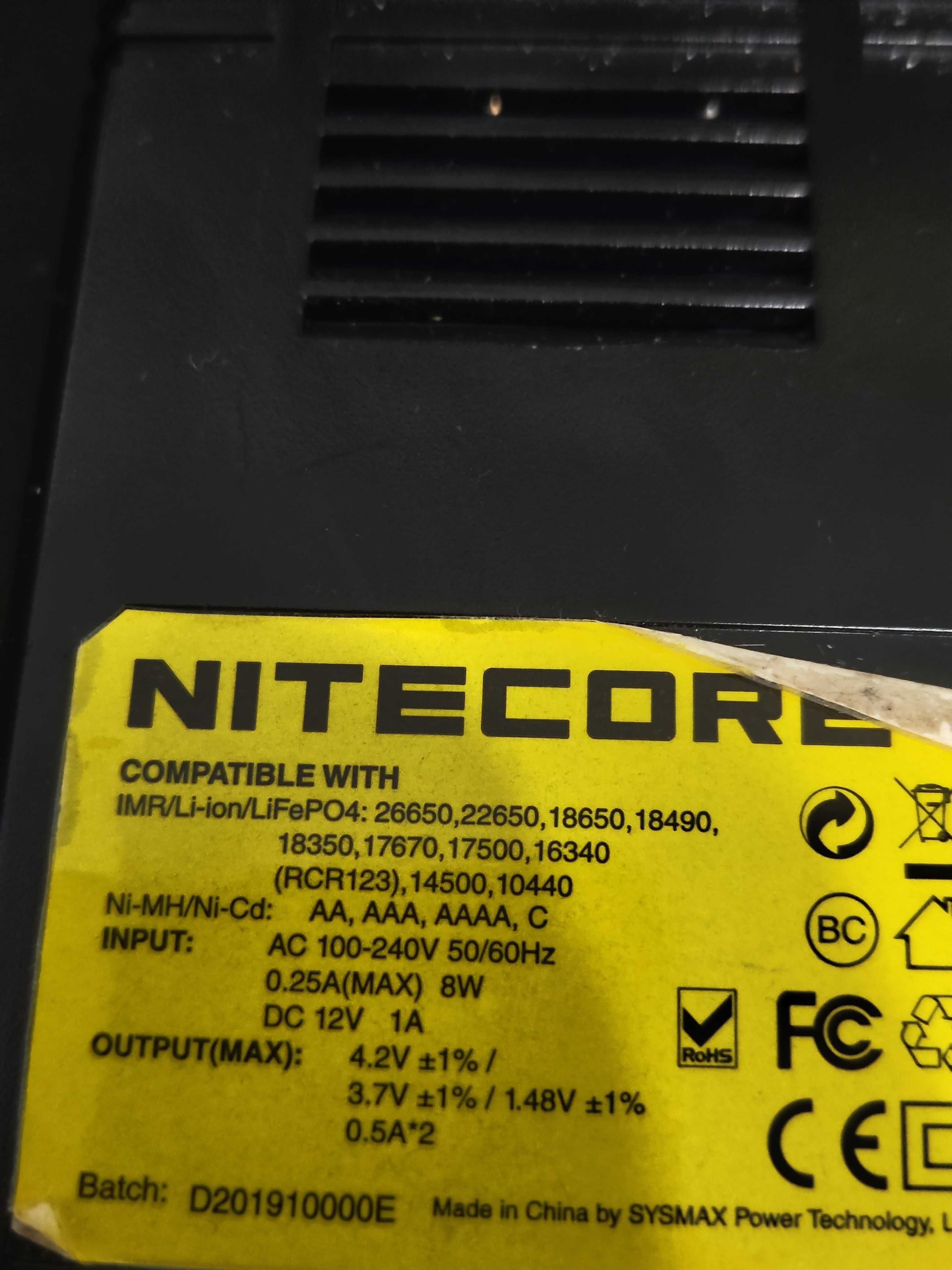 Ładowarka Nitecore D2EU – Prawie nowa!