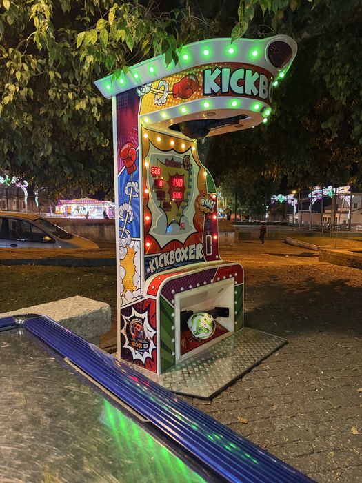 Maquina mista / chuto e murro