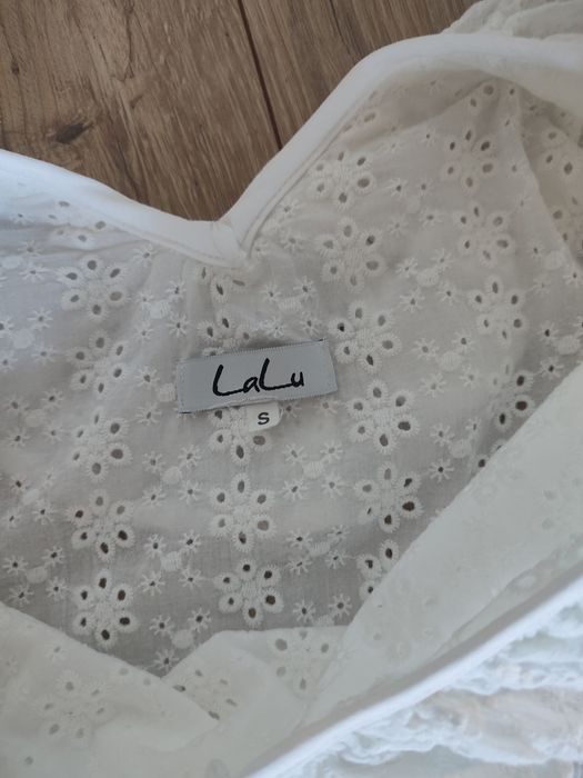 Damska ażurowa bluzeczka