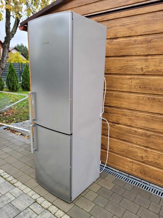 LODÓWKA BOSCH 185 cm. wysokości 100% Sprawna dowóz do 30km.GRATIS