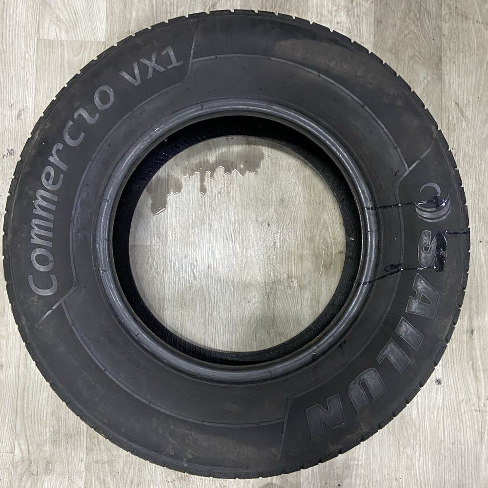 Шини 225/70 r15c Sailun. 2шт.