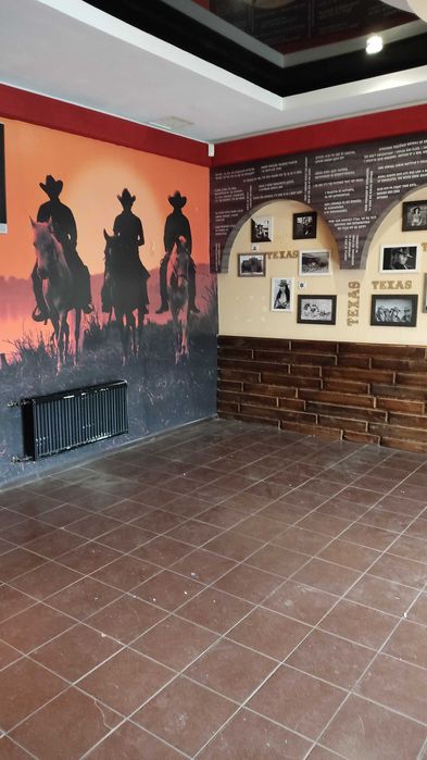 Продам помещение кафе-кондитерской.