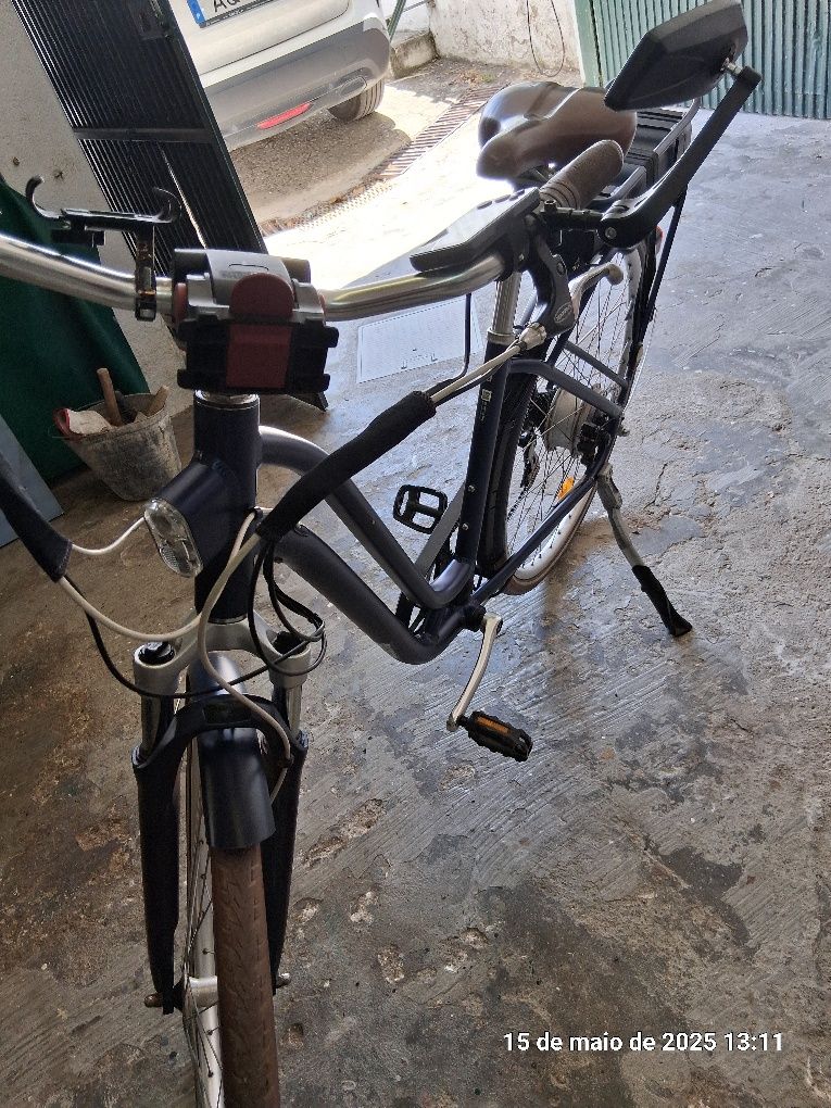 Bicicleta electrica de cidade quadro baixo