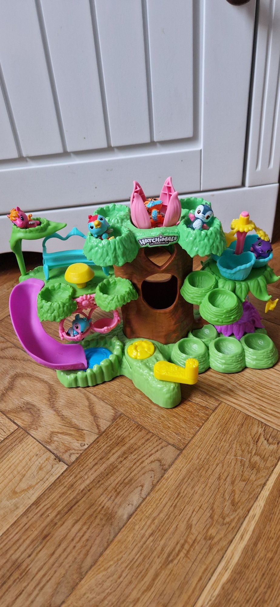 Magiczne drzewo Hatchimals