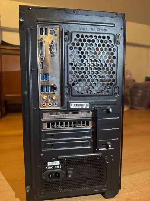 Desktop gaming para venda - visto que me vou embora do pais