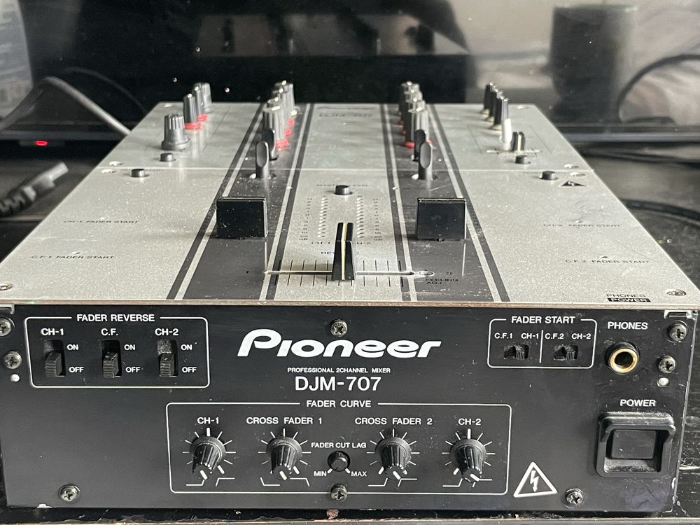 Mixer pioneer djm-707 scratch