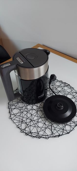 Czajnik elektryczny Siemens z regulacją temperatury