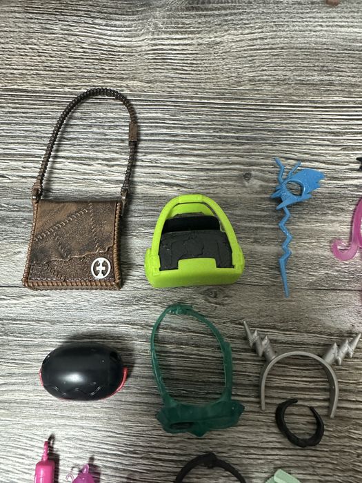 Акси до монстер хай, monster high сумки до ляльок
