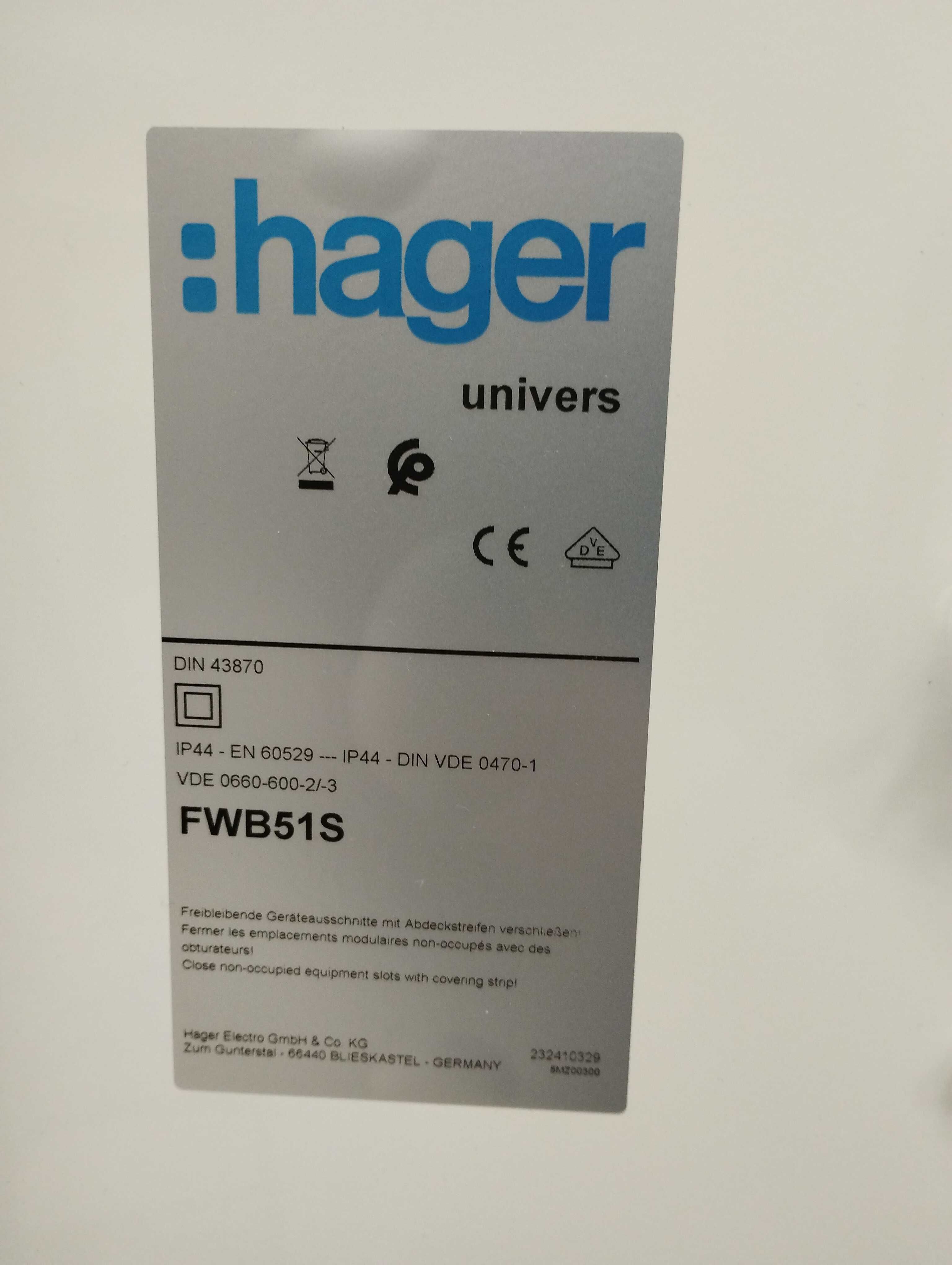 Skrzynka hager FWB51 5x12 z osprzętem