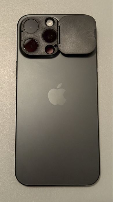 Iphone 16 pro max 256g desbloqueado c/ novo