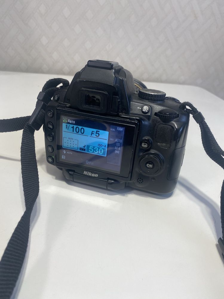 Продам фотоаппарат Nikon D5000 с объективом Tamron