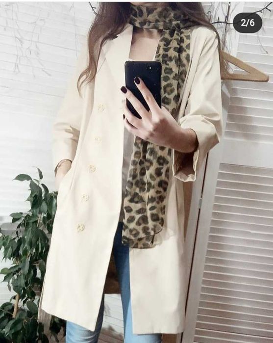 Тренч бежевого цвета Love Republic