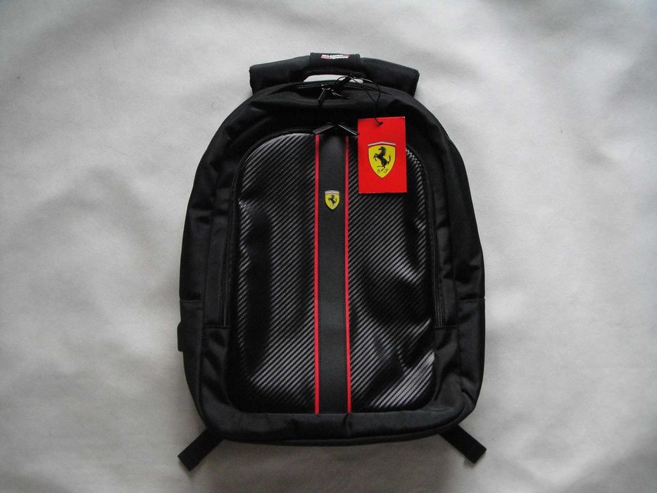 Plecaki Ferrari Scuderia USB
