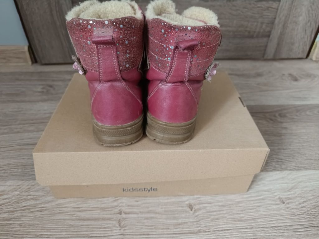 Buty r. 32 Ani-but różowe