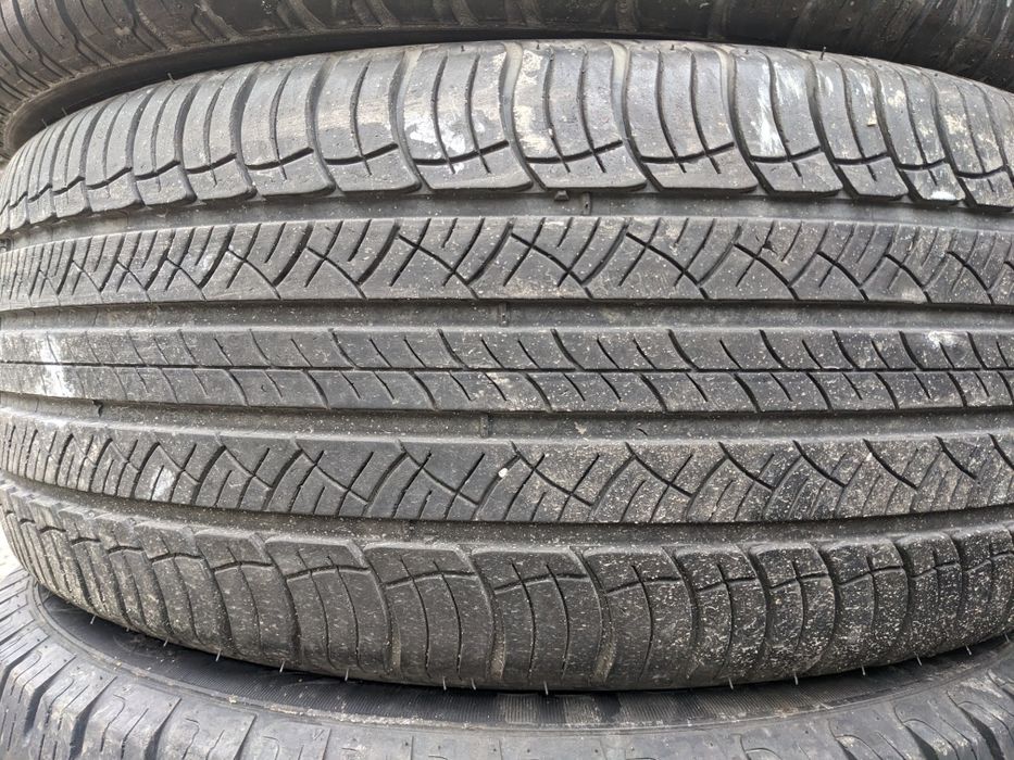 245/45R20 Michelin Latitude