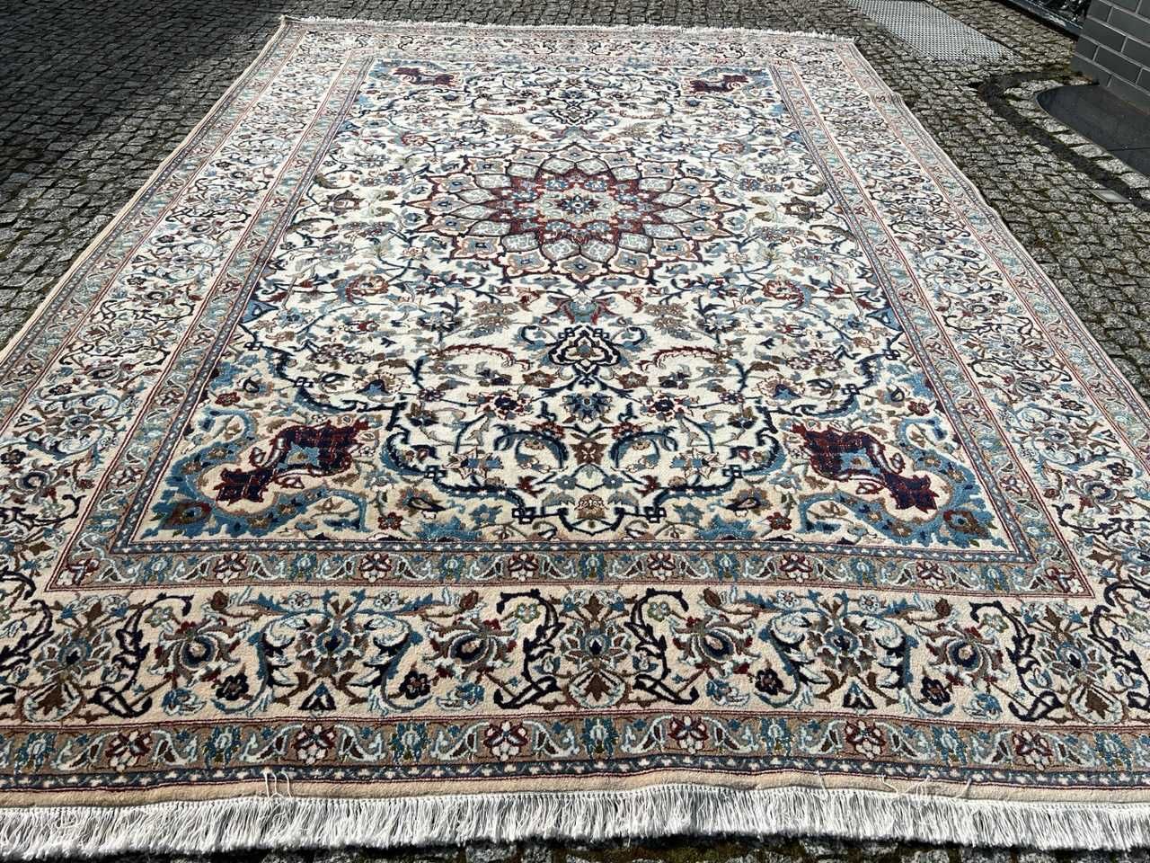 Nowy dywan perski Nain z jedwabiem 350x250 galeria 29 tys