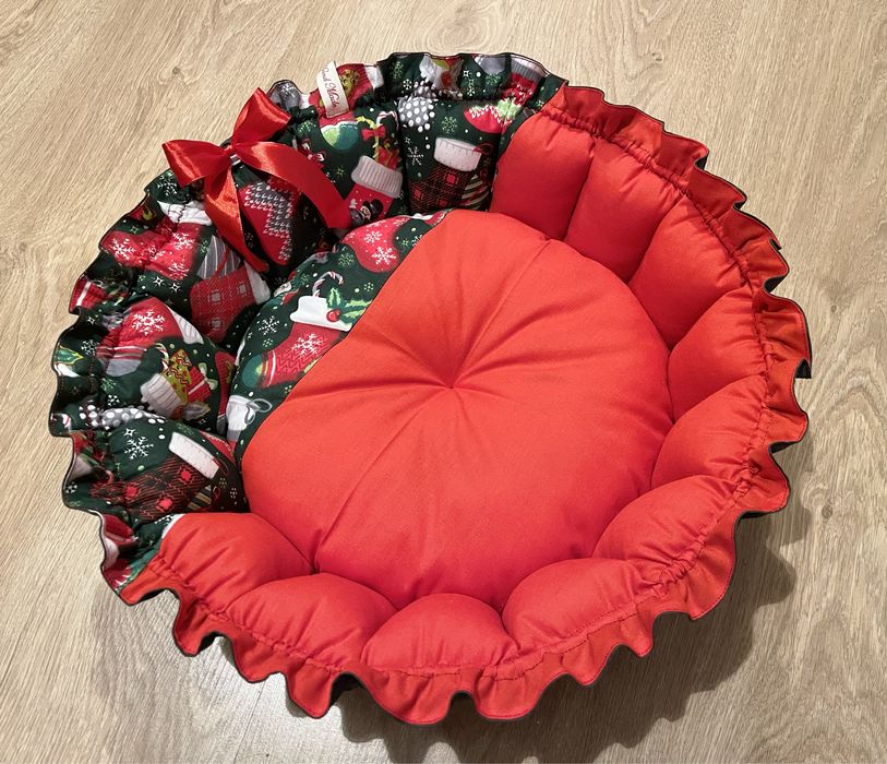 Лежаки для котов или маленьких собачек