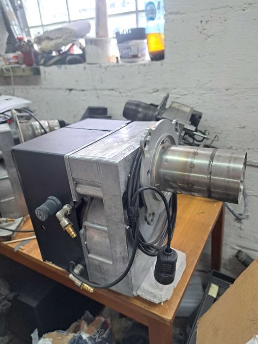 Piec Viessmann Vitorond 200 o mocy 24kW + palnik multiolejowy