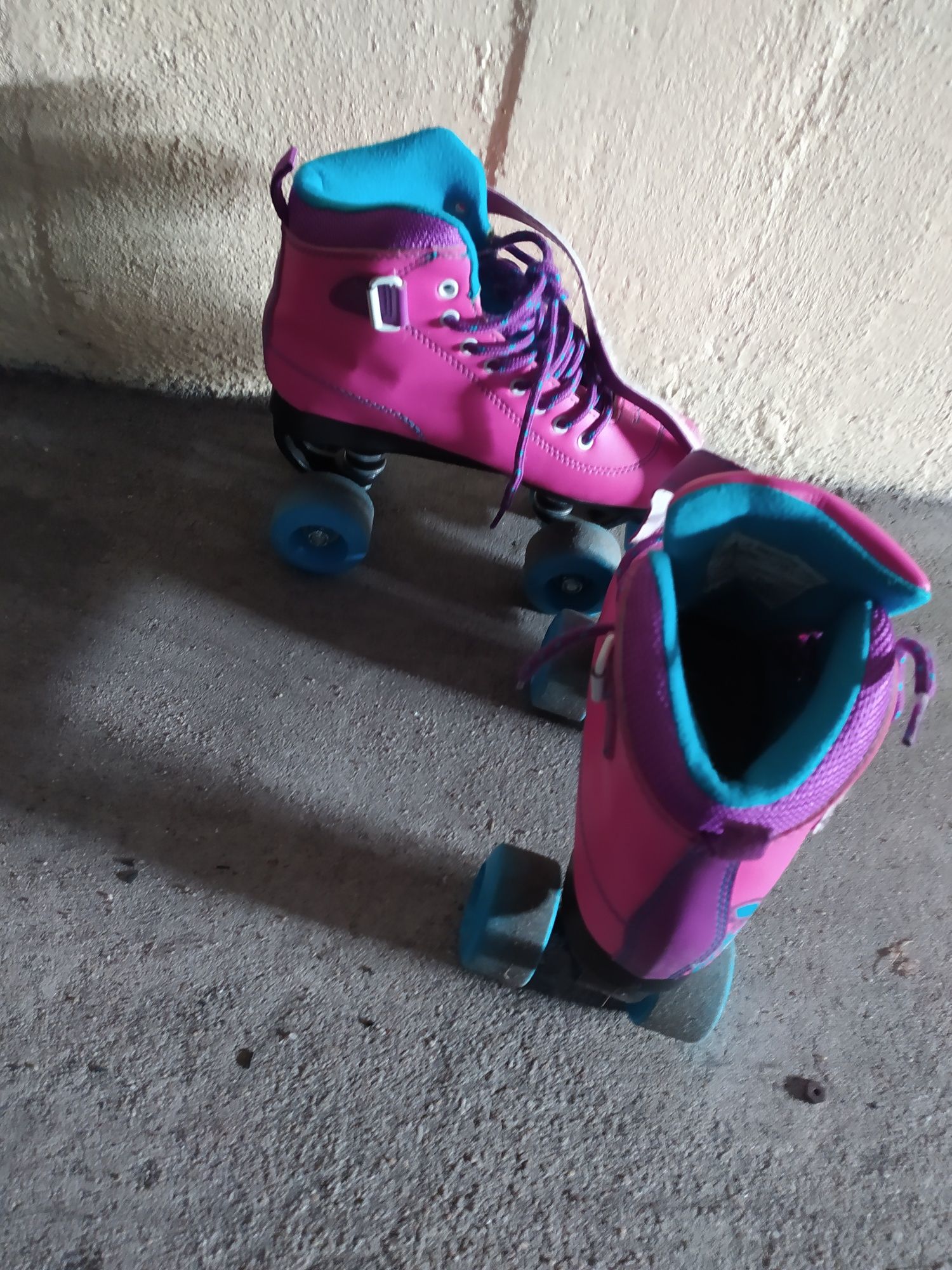 Patins rodas emparelhadas