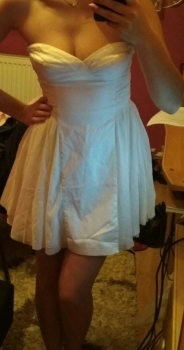 Sukienka ASOS rozkloszowana, tiul, studniówka, wesele, sylwester.