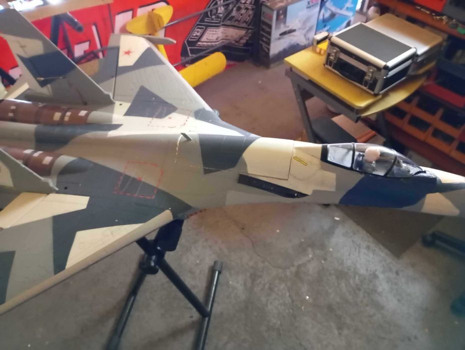Aeromodelismo SU flanker da freewing