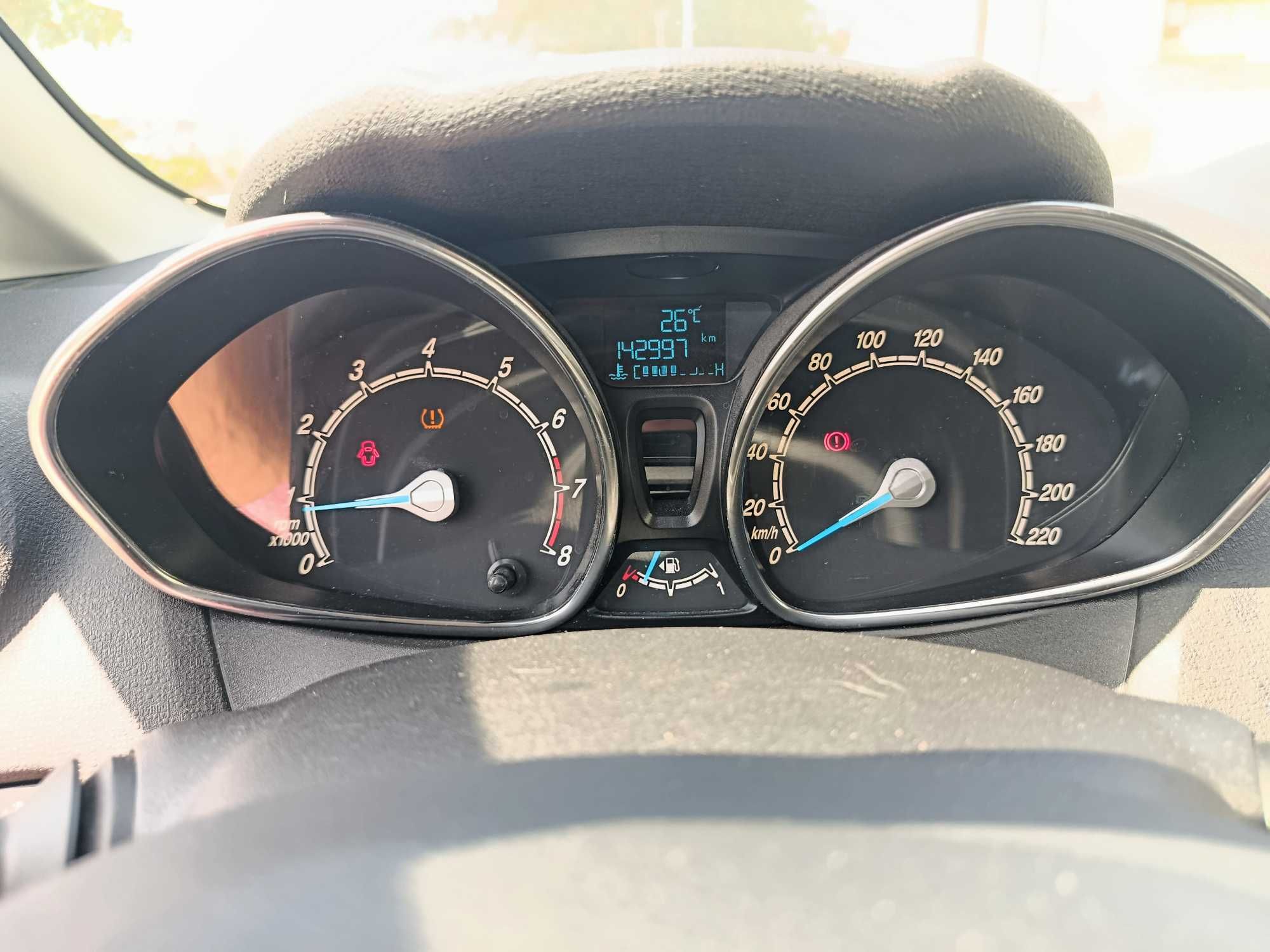 FORD Fiesta 1.0 Ecoboost Titanium - 100cv - 2015 | 143.000km