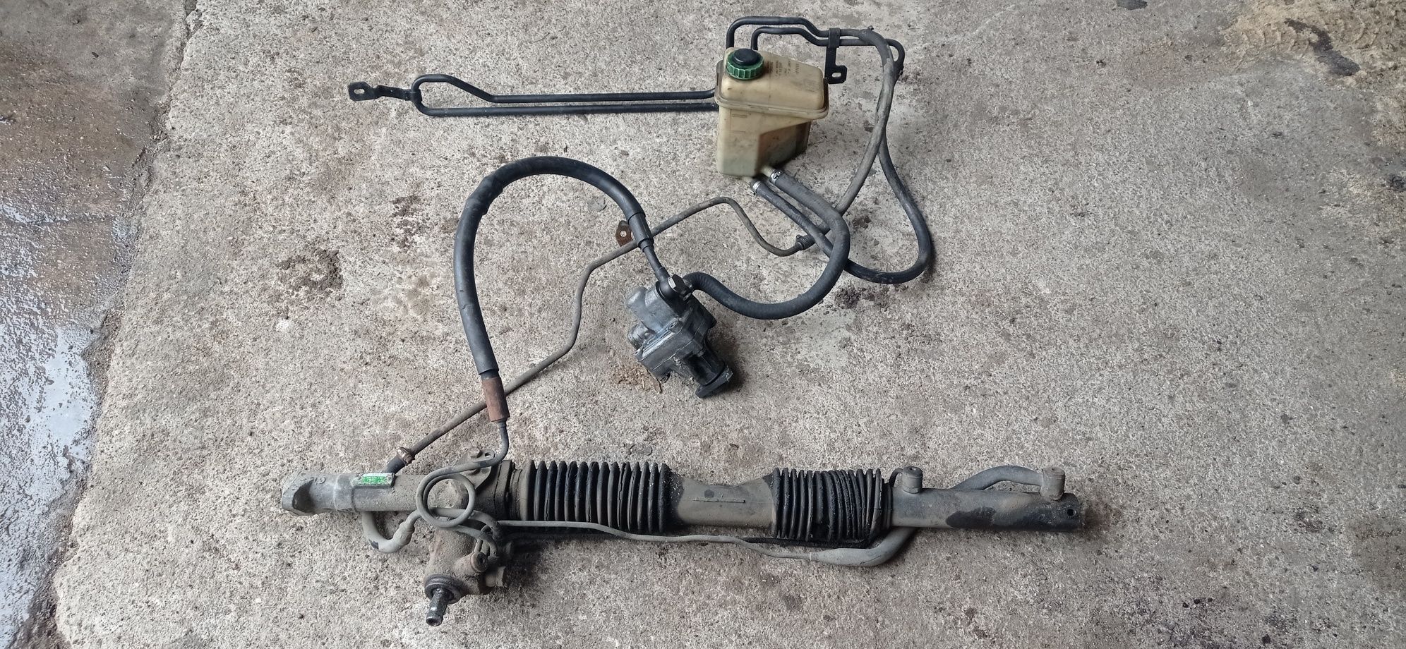 Audi A6 c4 100 c4 S6 C4 maglownica pompa wspomagania