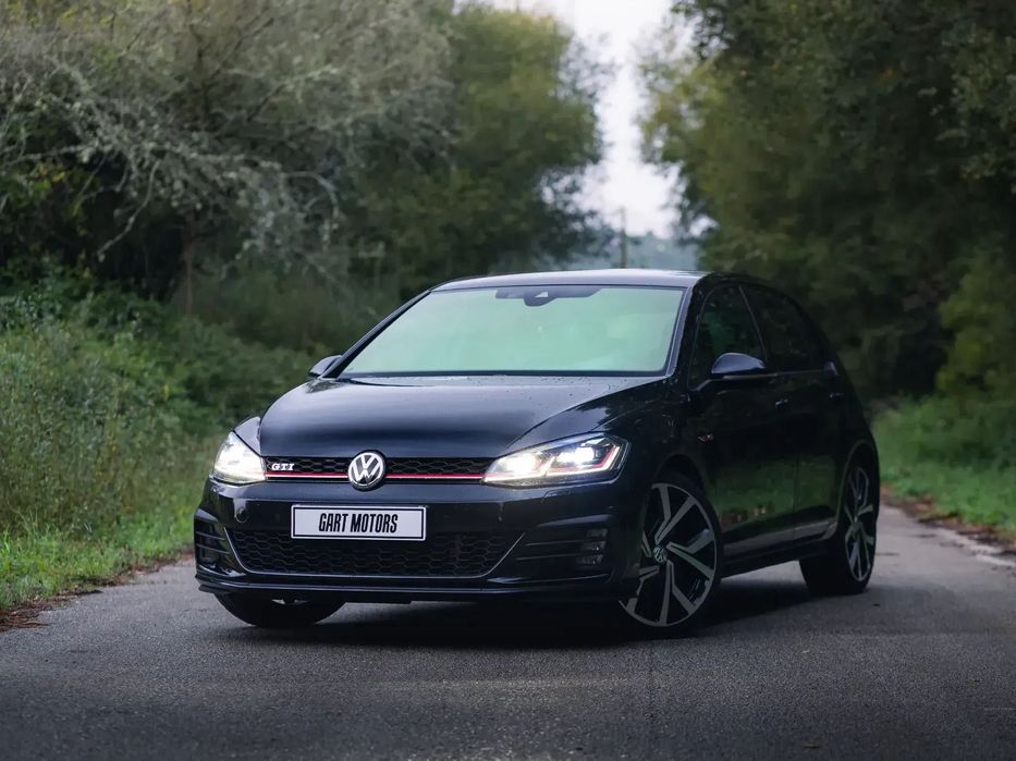 VW Golf GTI Performance BlueMotion DSG