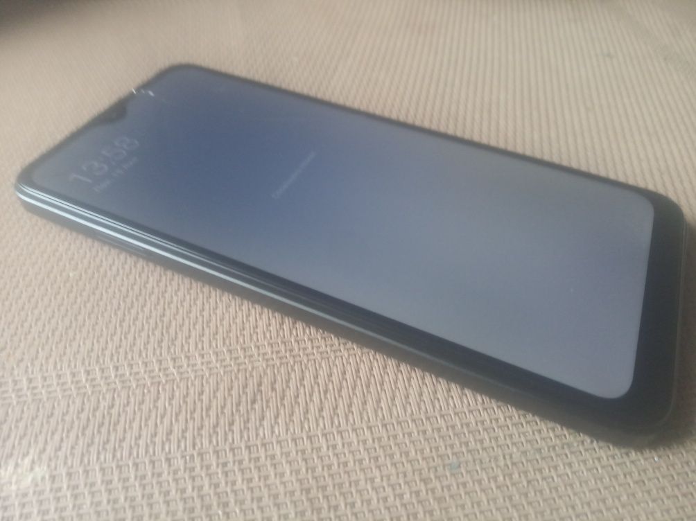 ТЕРМІНОВО! ІДЕАЛЬНИЙ СТАН!! Телефон Redmi 6 дешево