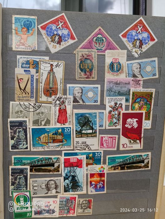 Продам марки,альбом 26 страниц.Разных эпох и культур.