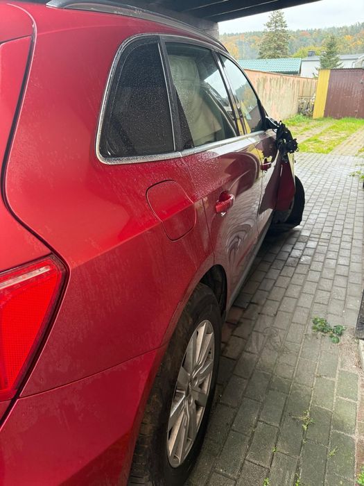 Audi q5 w całości lub na części