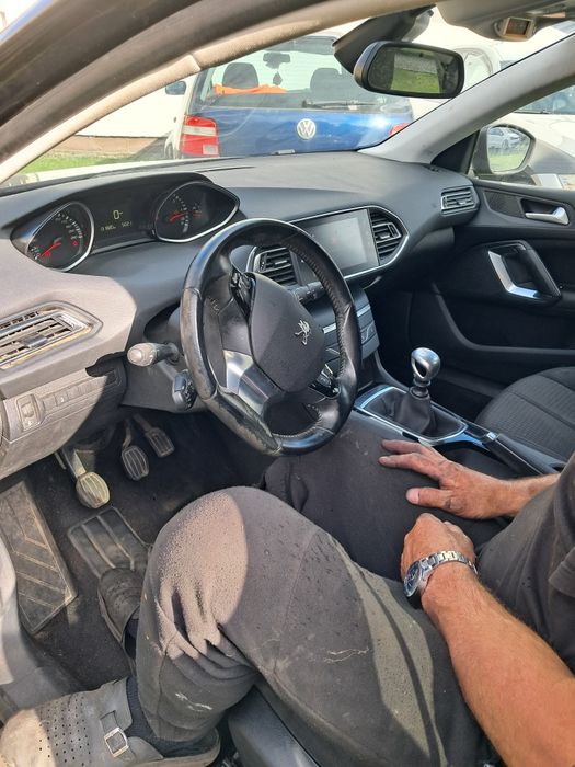 Peugeot 308 style 1.5 HDI 135tys km