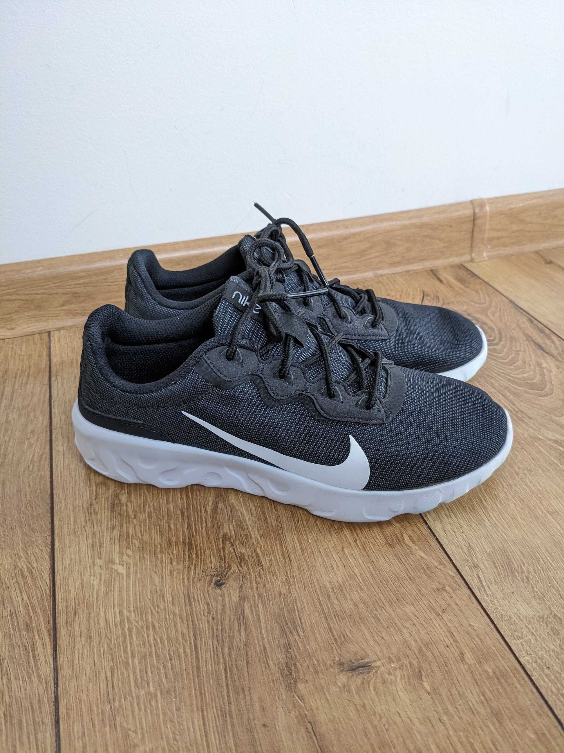 Nike Explore Strada, rozmiar 38